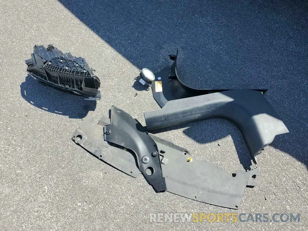 13 Photograph of a damaged car 3C4NJDBN3PT552785 JEEP COMPASS 2023