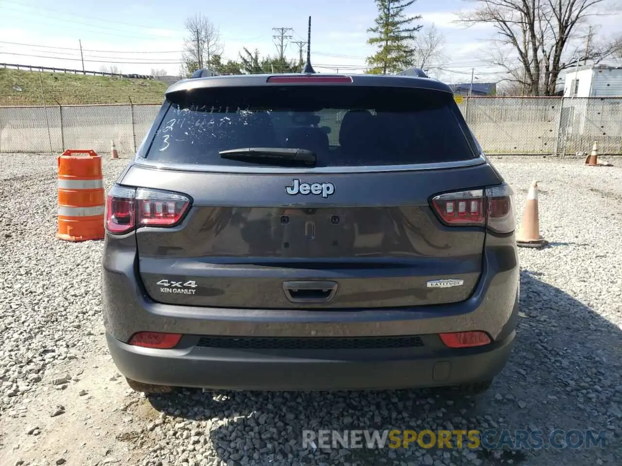 6 Photograph of a damaged car 3C4NJDBN4PT508245 JEEP COMPASS 2023