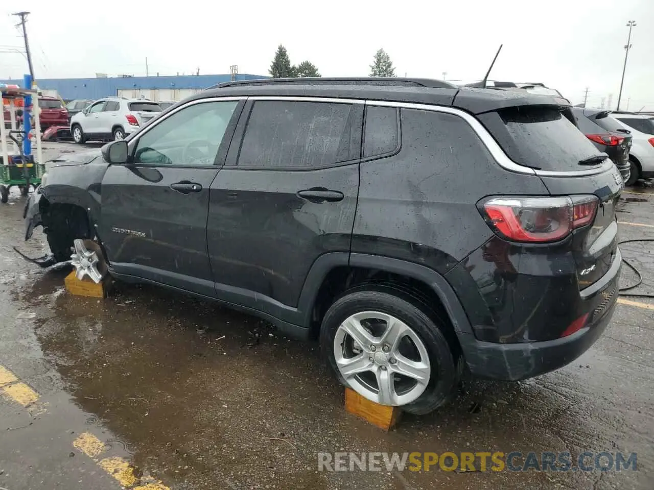 2 Photograph of a damaged car 3C4NJDBN4PT548048 JEEP COMPASS 2023