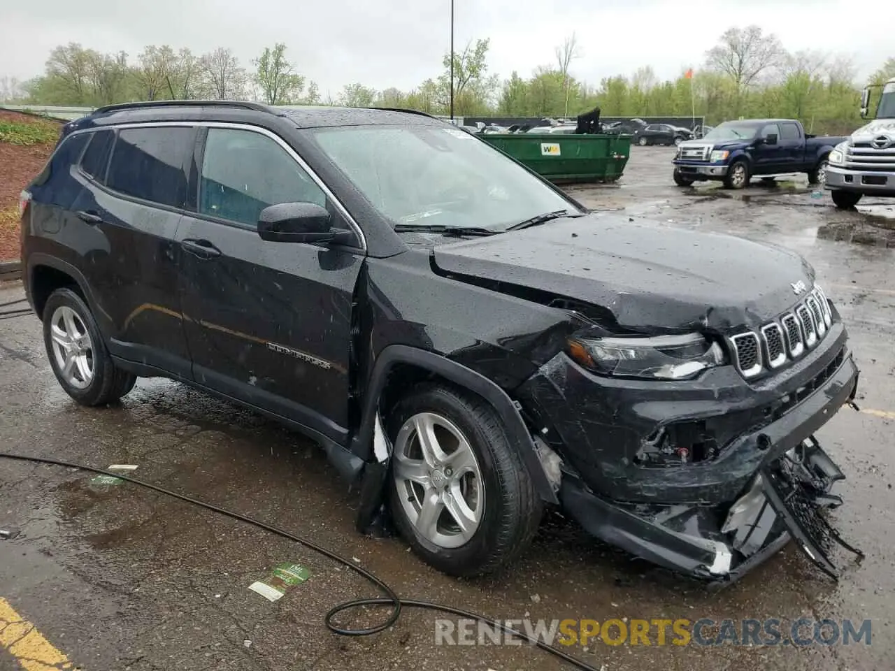 4 Photograph of a damaged car 3C4NJDBN4PT548048 JEEP COMPASS 2023