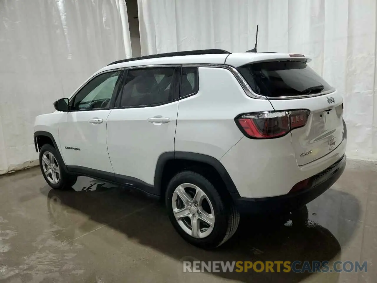2 Photograph of a damaged car 3C4NJDBN4PT553315 JEEP COMPASS 2023