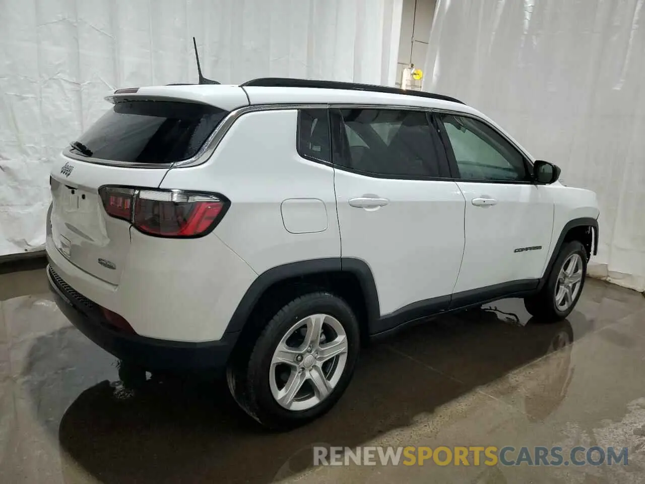3 Photograph of a damaged car 3C4NJDBN4PT553315 JEEP COMPASS 2023