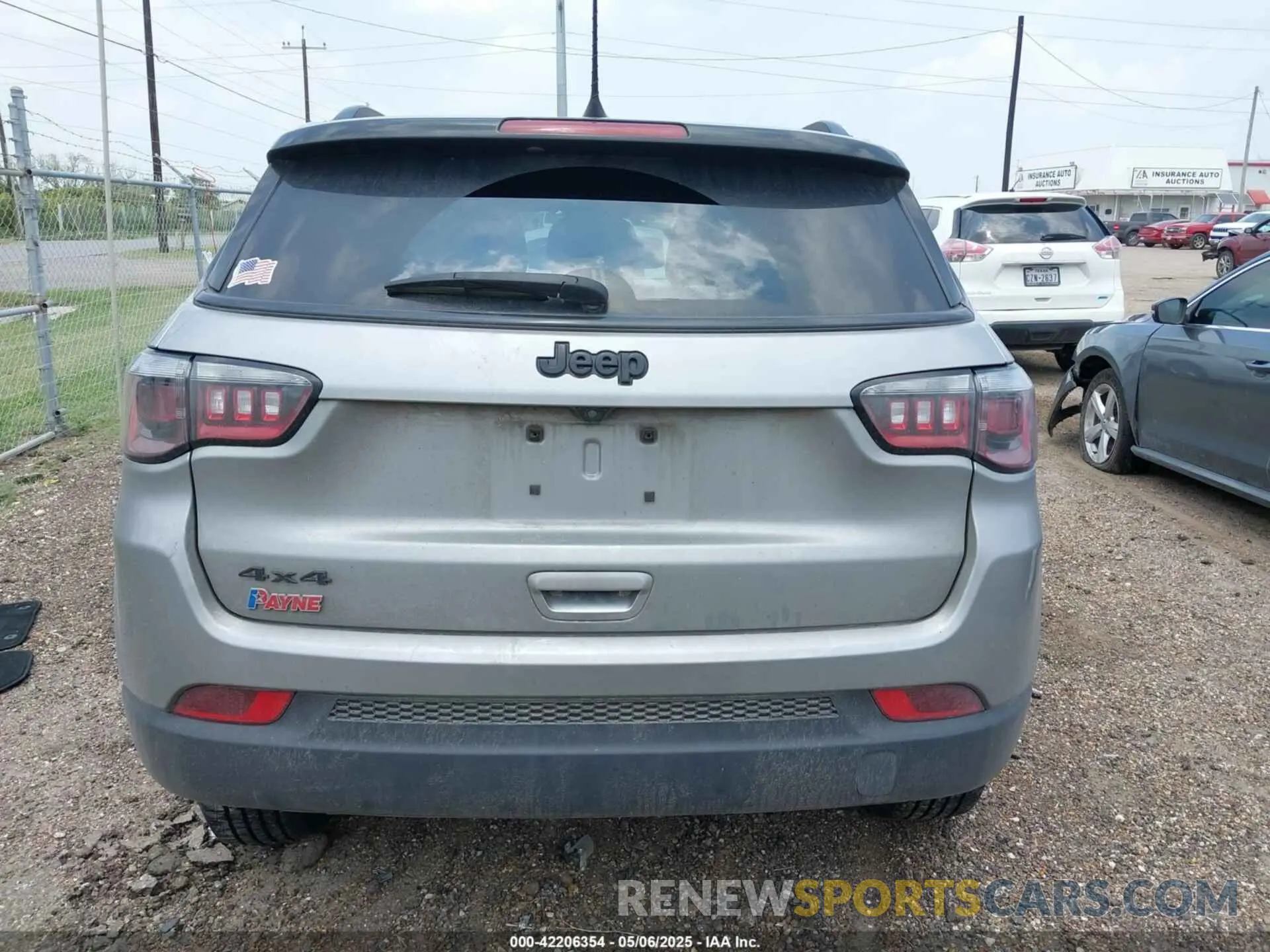 16 Photograph of a damaged car 3C4NJDBN5PT509999 JEEP COMPASS 2023