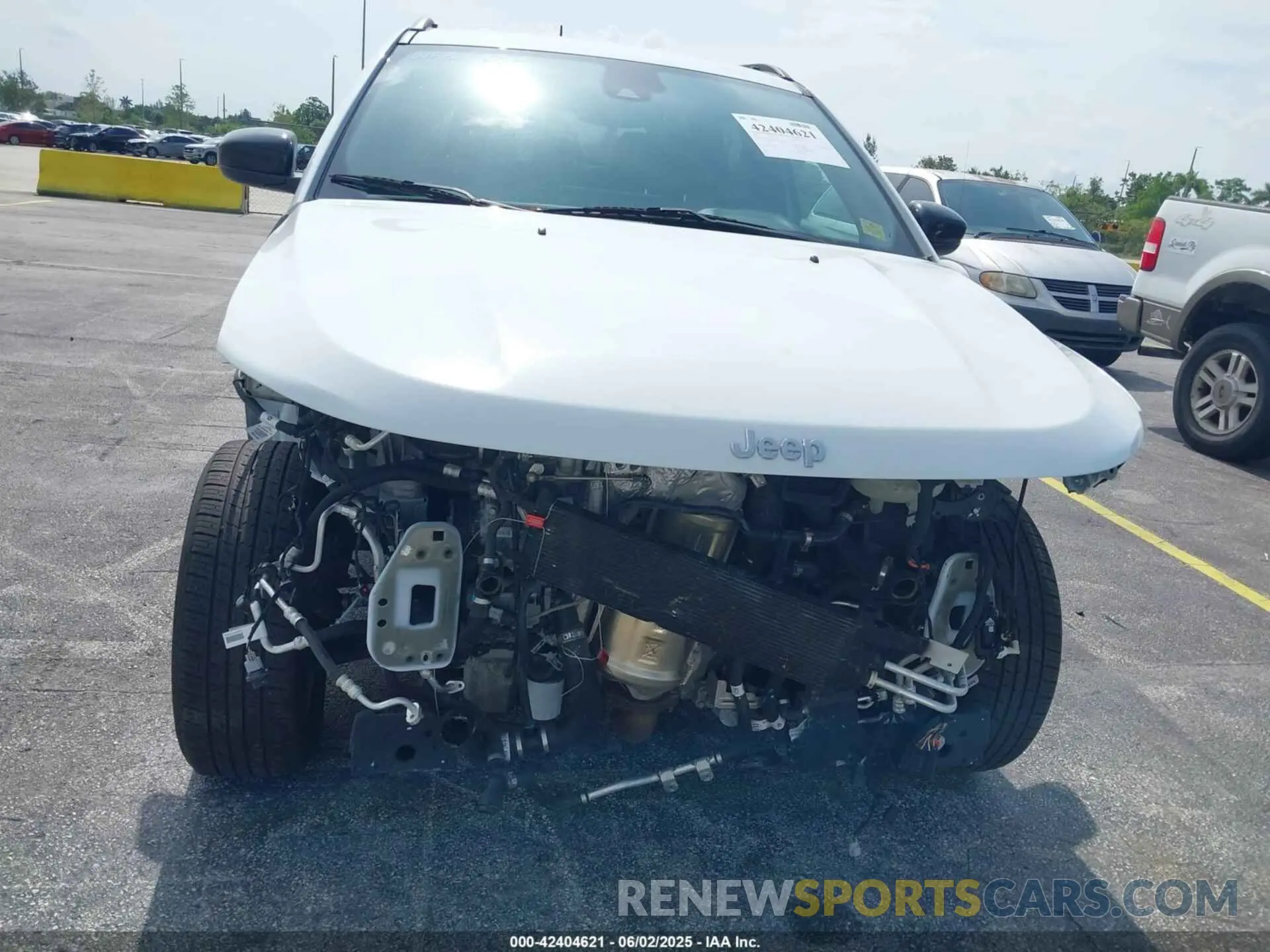 6 Photograph of a damaged car 3C4NJDBN5PT553033 JEEP COMPASS 2023