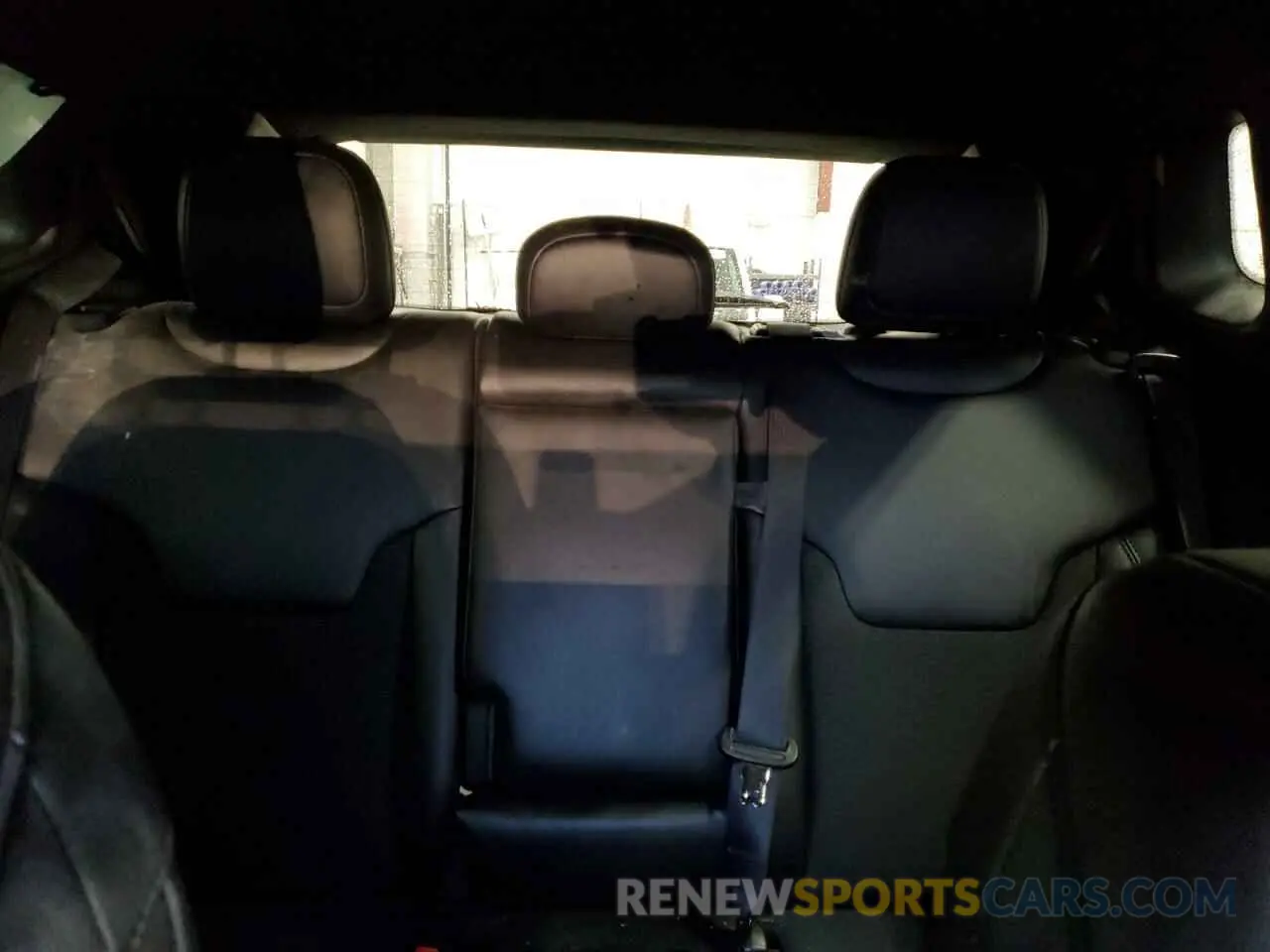 10 Photograph of a damaged car 3C4NJDBN6PT500602 JEEP COMPASS 2023