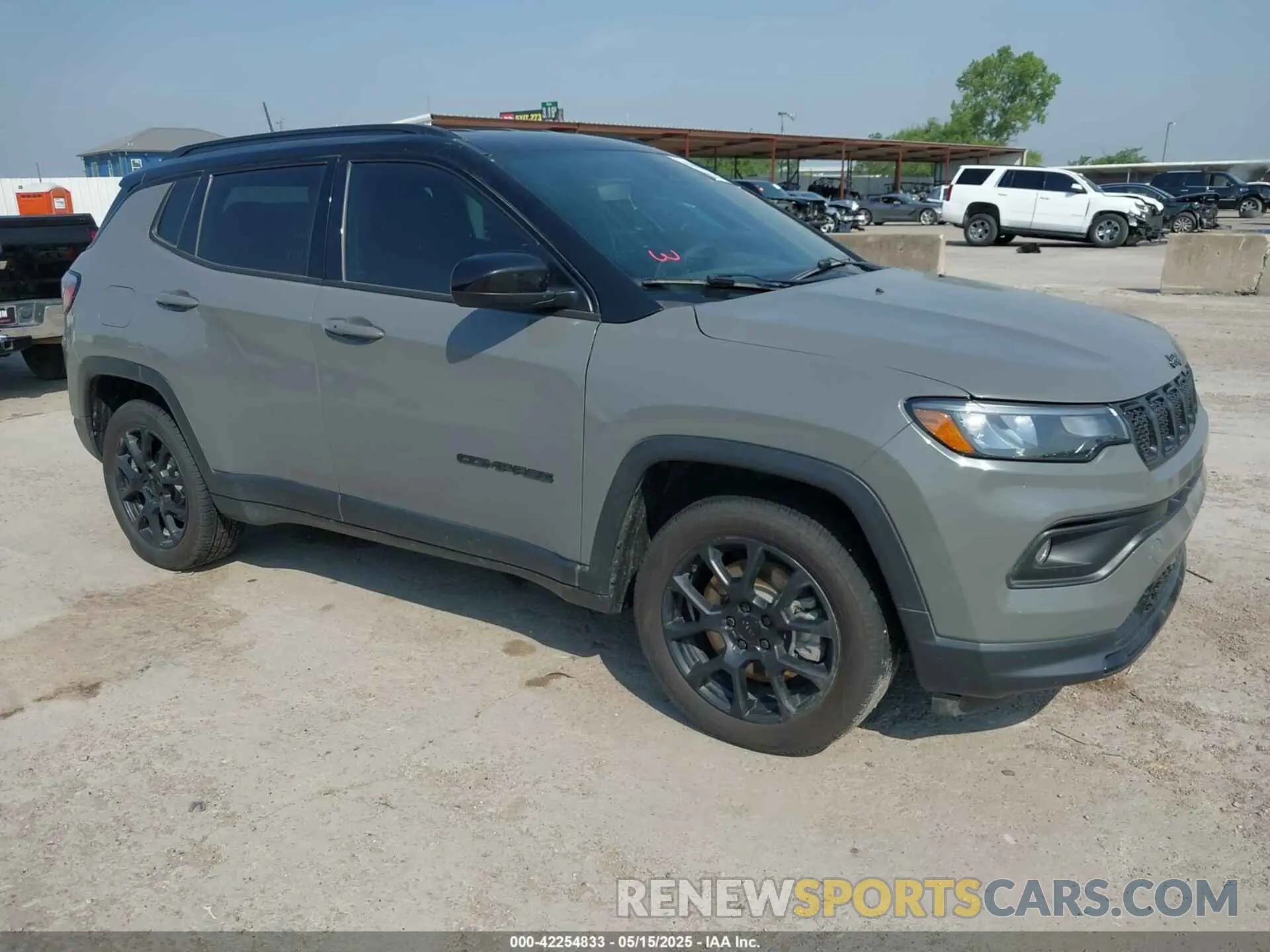 1 Photograph of a damaged car 3C4NJDBN6PT531767 JEEP COMPASS 2023