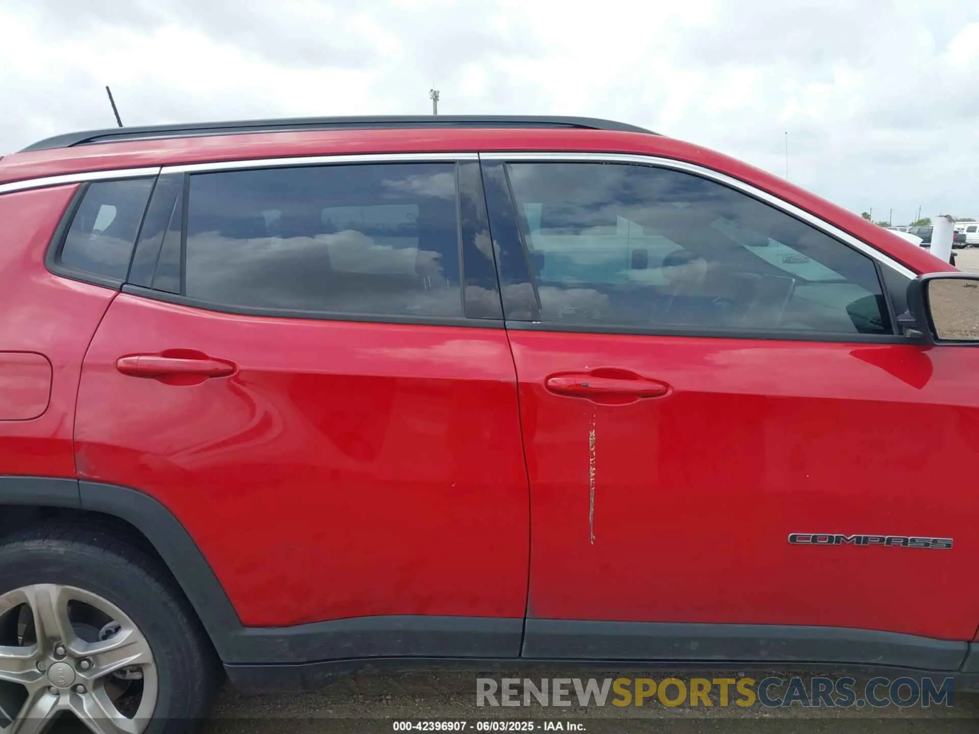 12 Photograph of a damaged car 3C4NJDBN6PT542039 JEEP COMPASS 2023