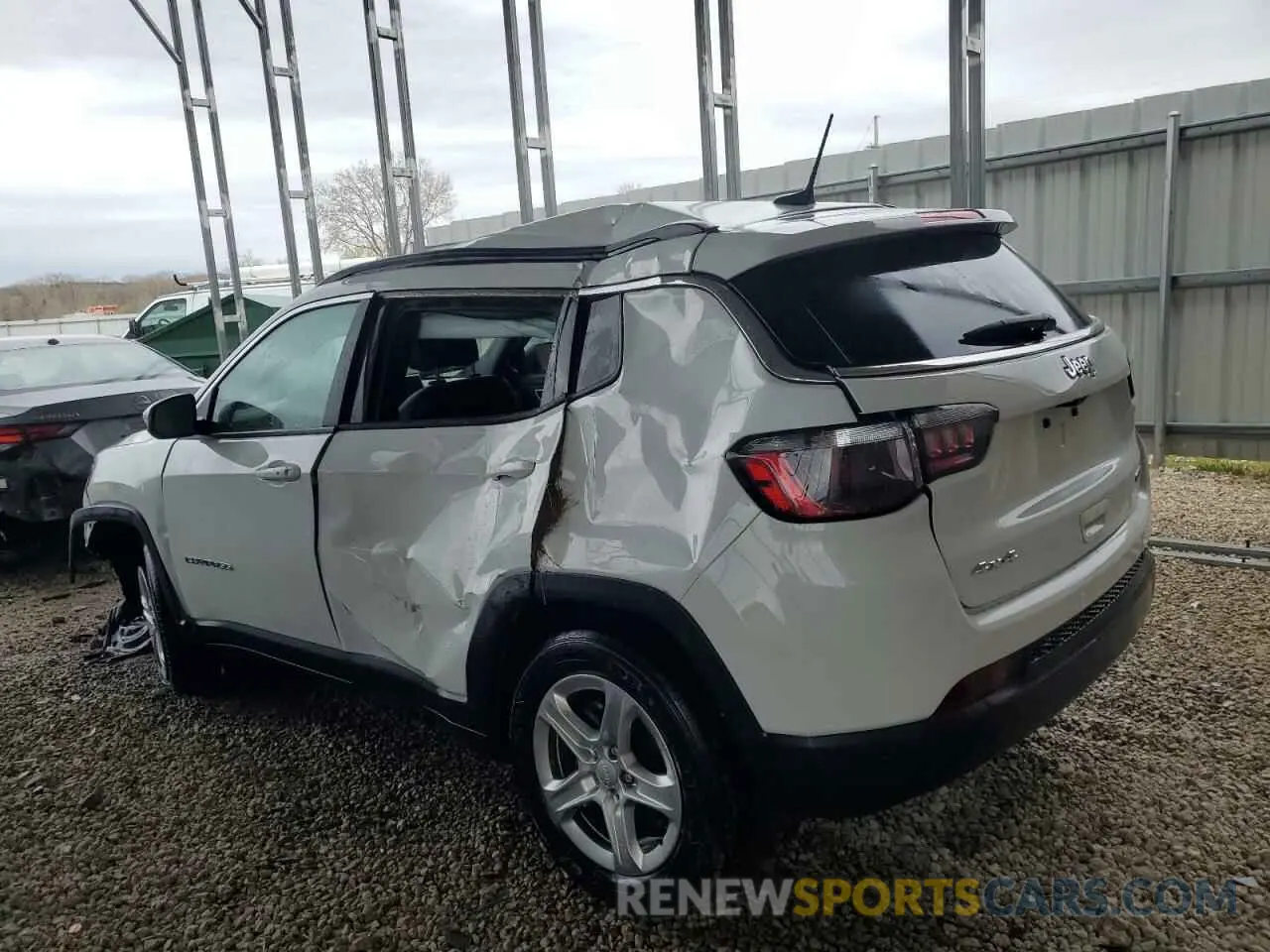 2 Photograph of a damaged car 3C4NJDBN7PT553339 JEEP COMPASS 2023