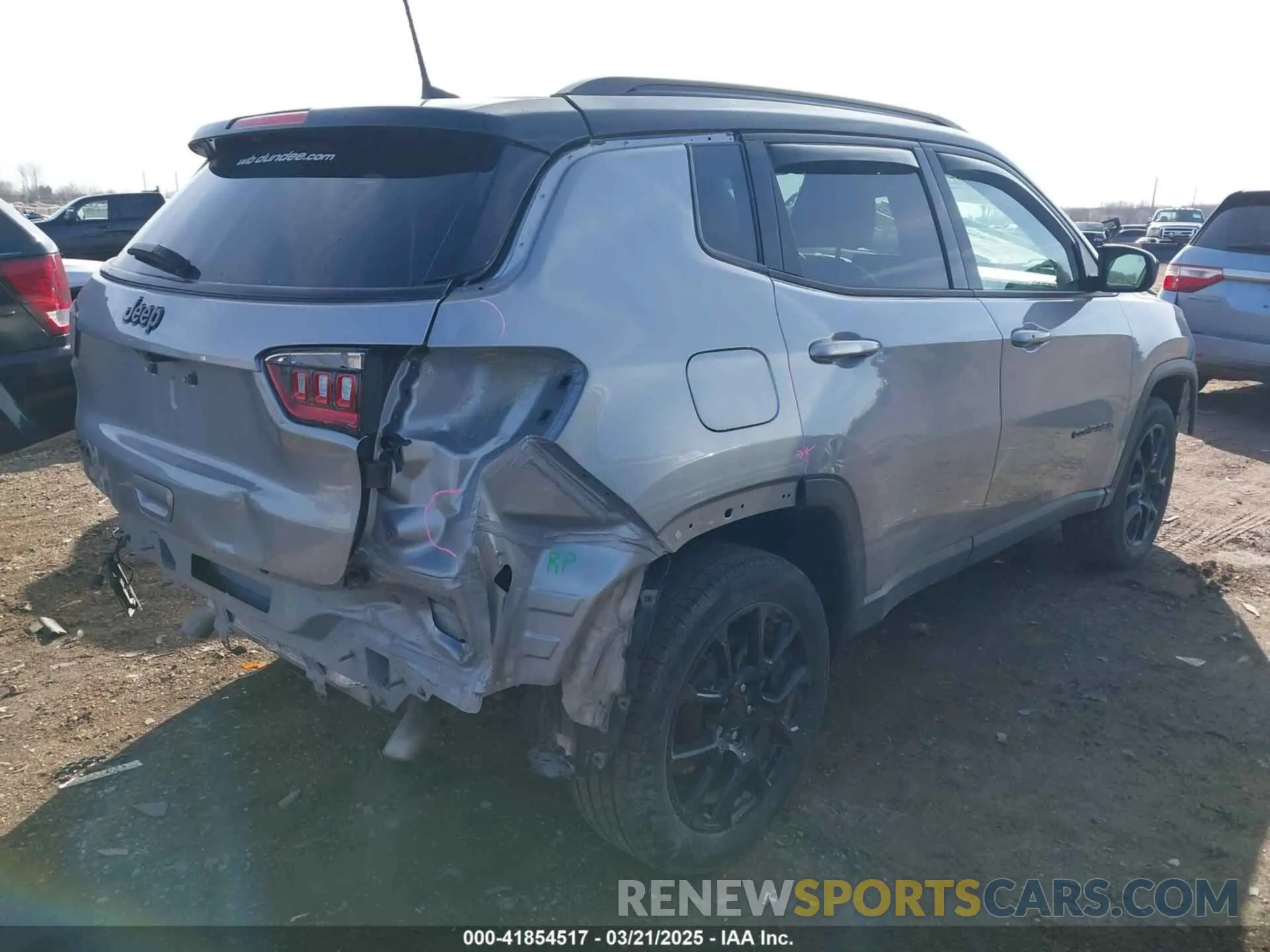 4 Photograph of a damaged car 3C4NJDBN7PT558797 JEEP COMPASS 2023