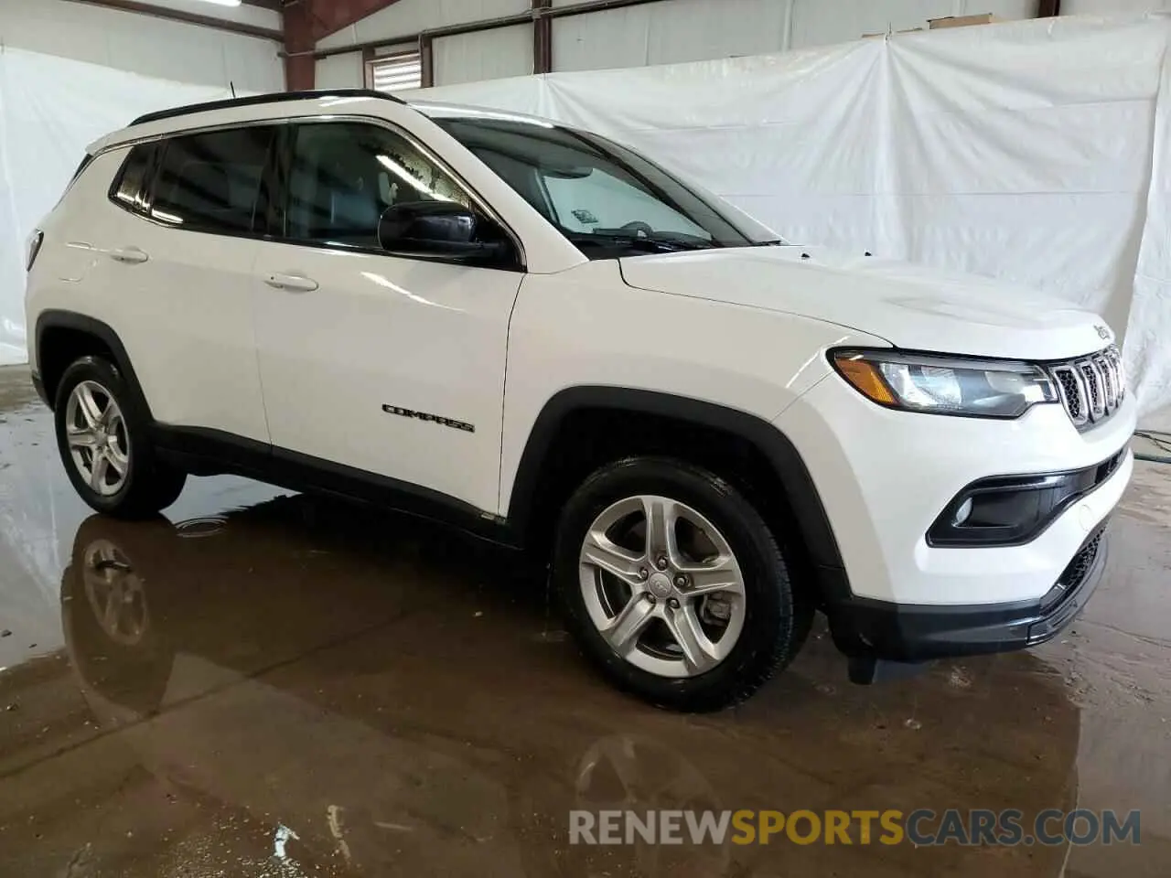 4 Photograph of a damaged car 3C4NJDBN7PT567001 JEEP COMPASS 2023