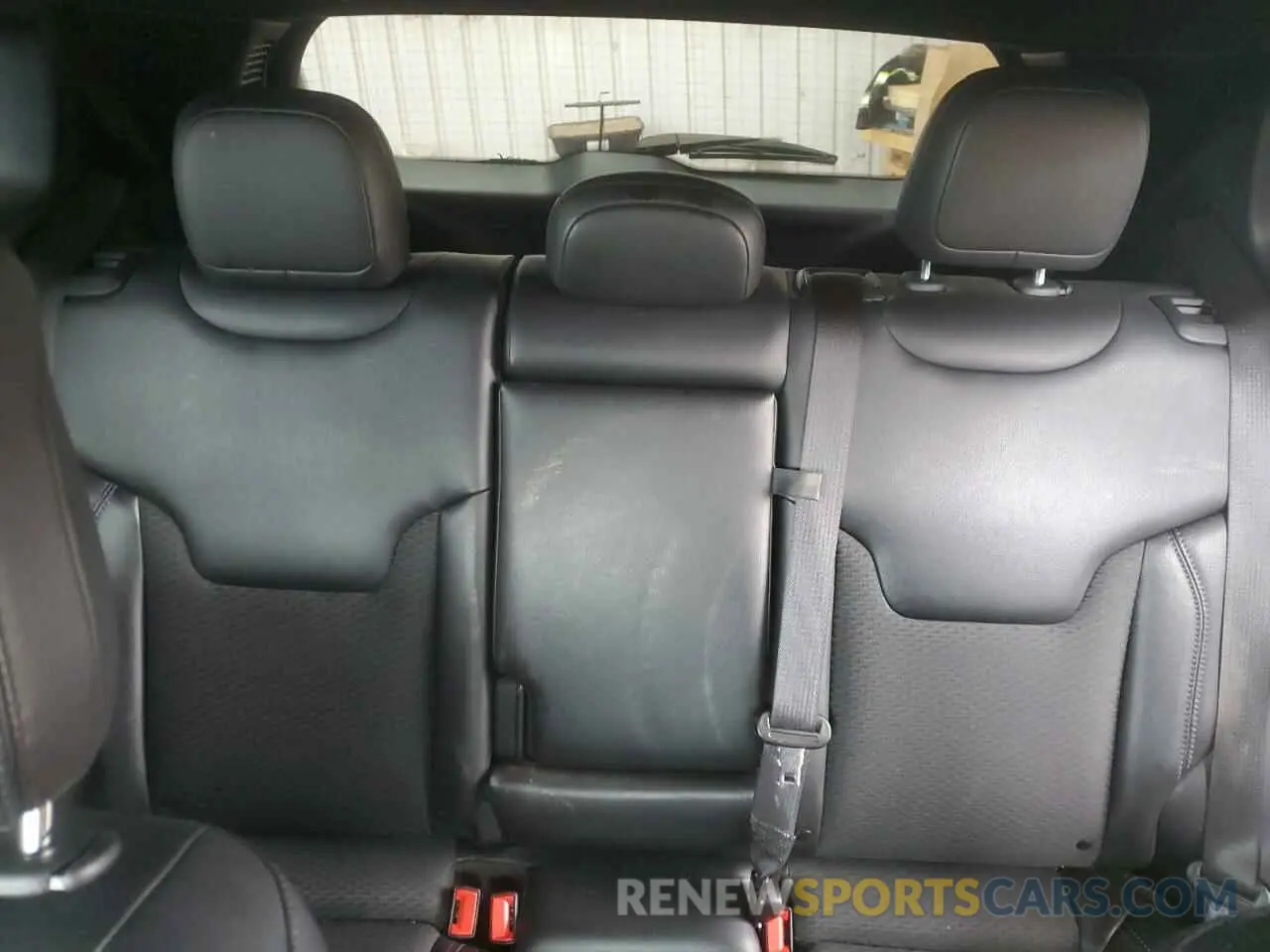 10 Photograph of a damaged car 3C4NJDBN7PT567015 JEEP COMPASS 2023