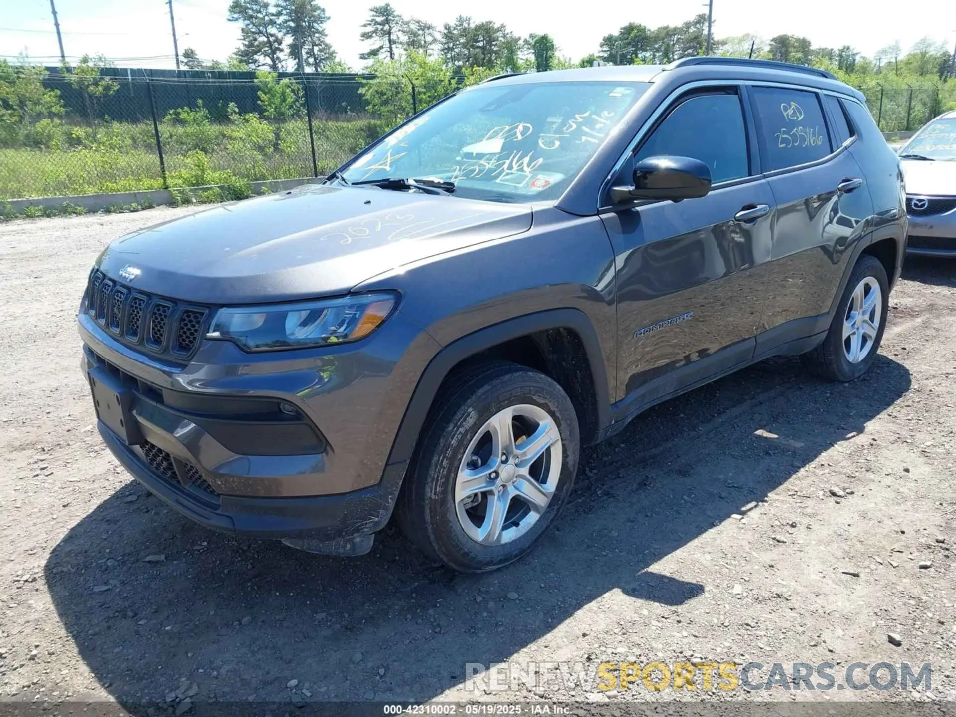 2 Photograph of a damaged car 3C4NJDBN8PT515215 JEEP COMPASS 2023
