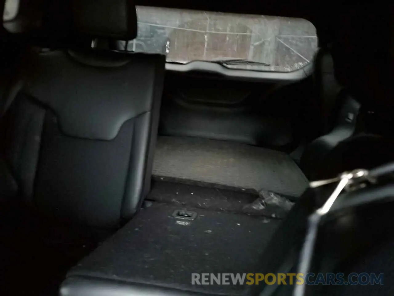10 Photograph of a damaged car 3C4NJDBN8PT531155 JEEP COMPASS 2023