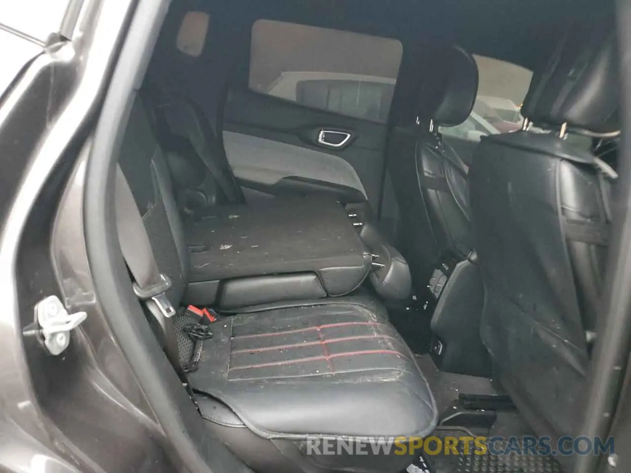 11 Photograph of a damaged car 3C4NJDBN8PT531155 JEEP COMPASS 2023