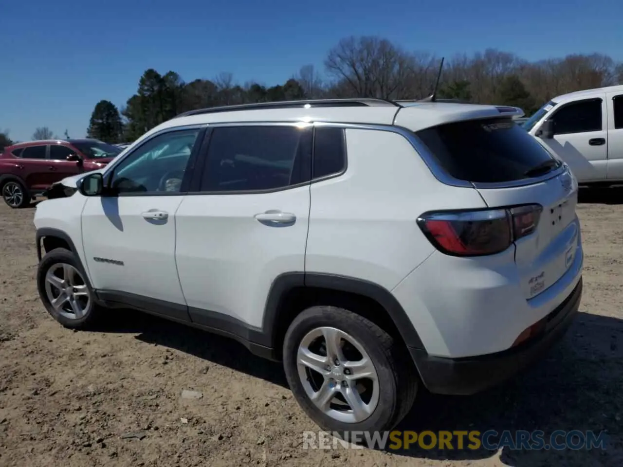 2 Photograph of a damaged car 3C4NJDBN8PT540924 JEEP COMPASS 2023