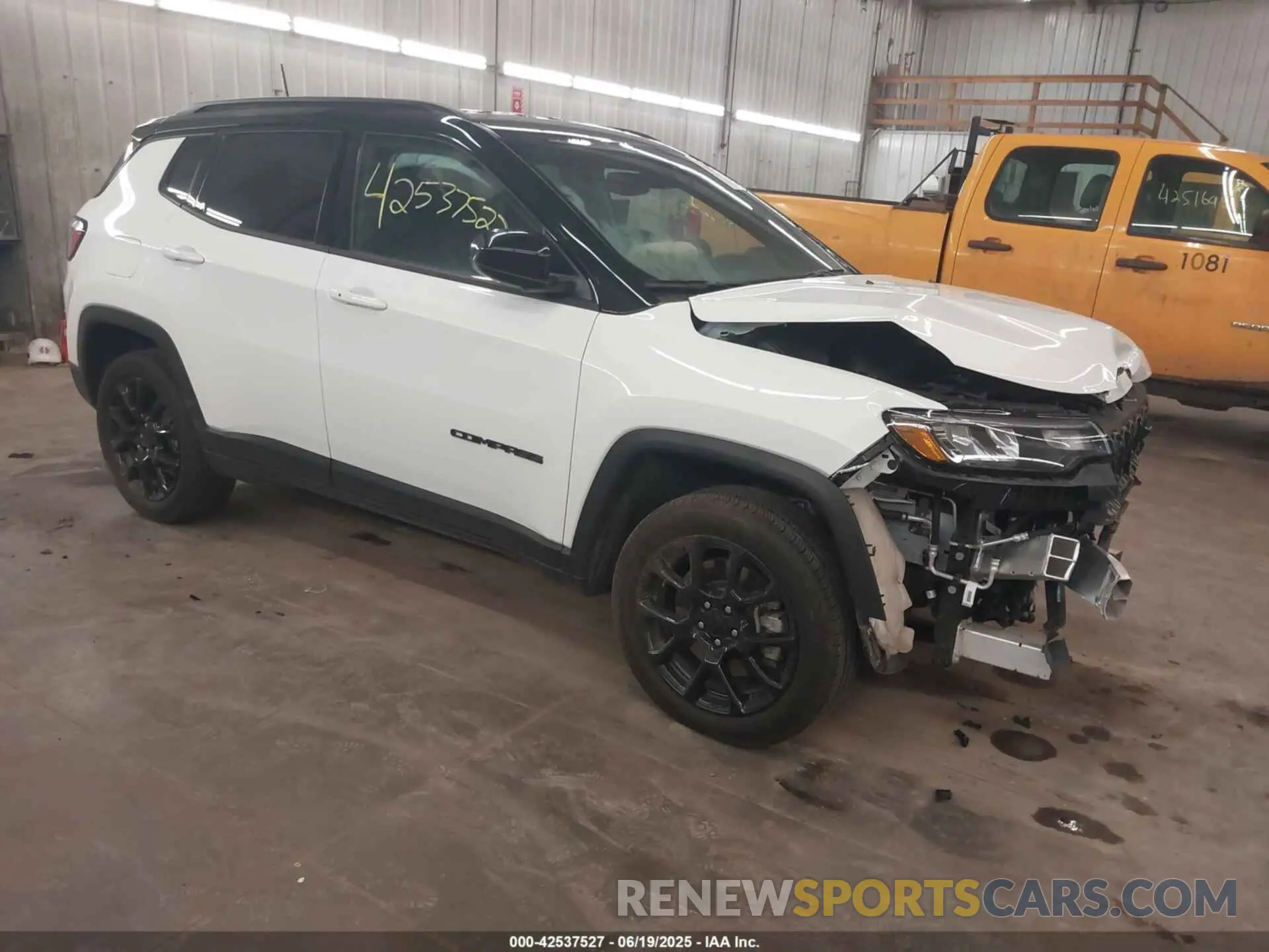 1 Photograph of a damaged car 3C4NJDBN8PT549803 JEEP COMPASS 2023