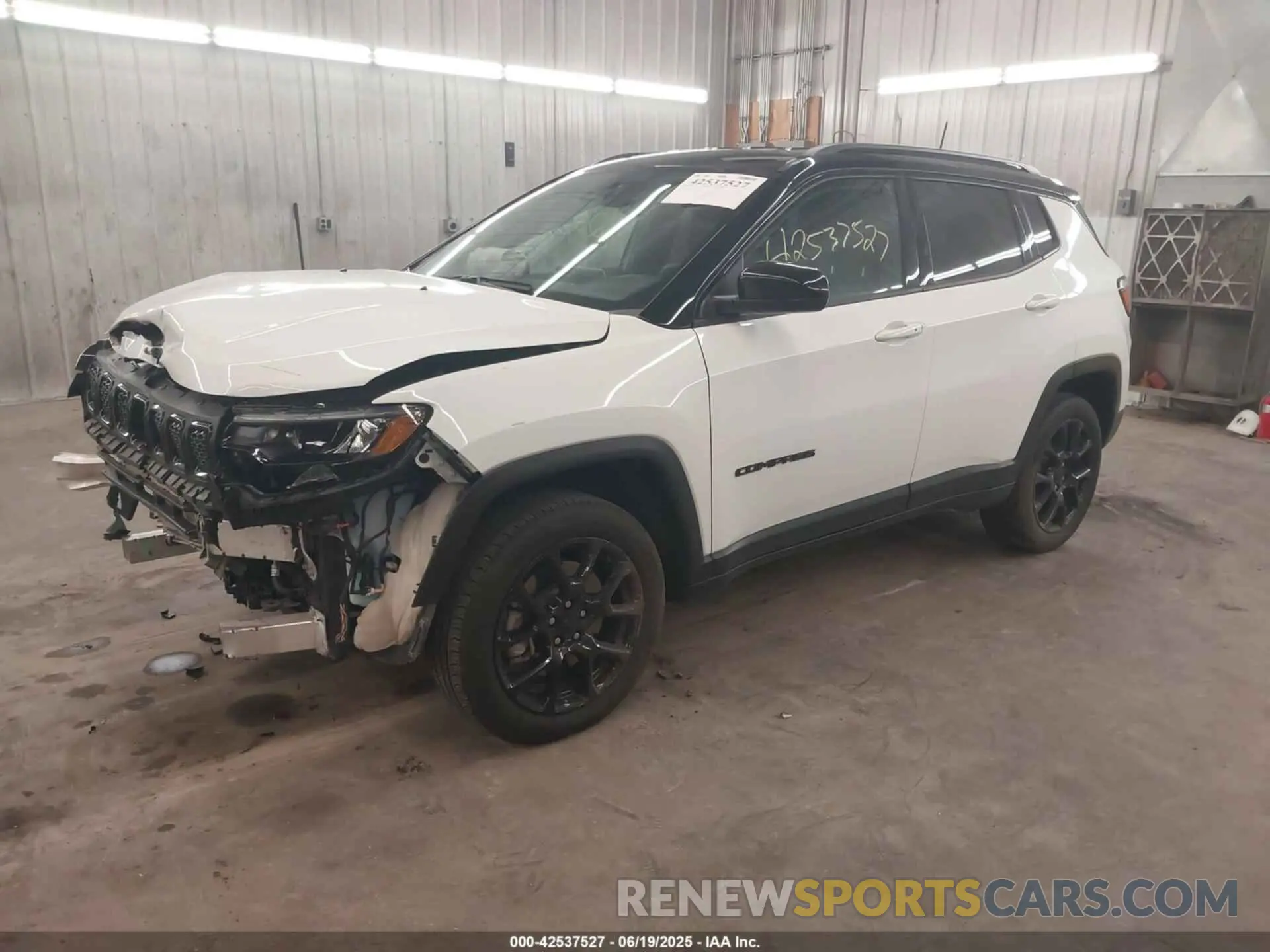 2 Photograph of a damaged car 3C4NJDBN8PT549803 JEEP COMPASS 2023