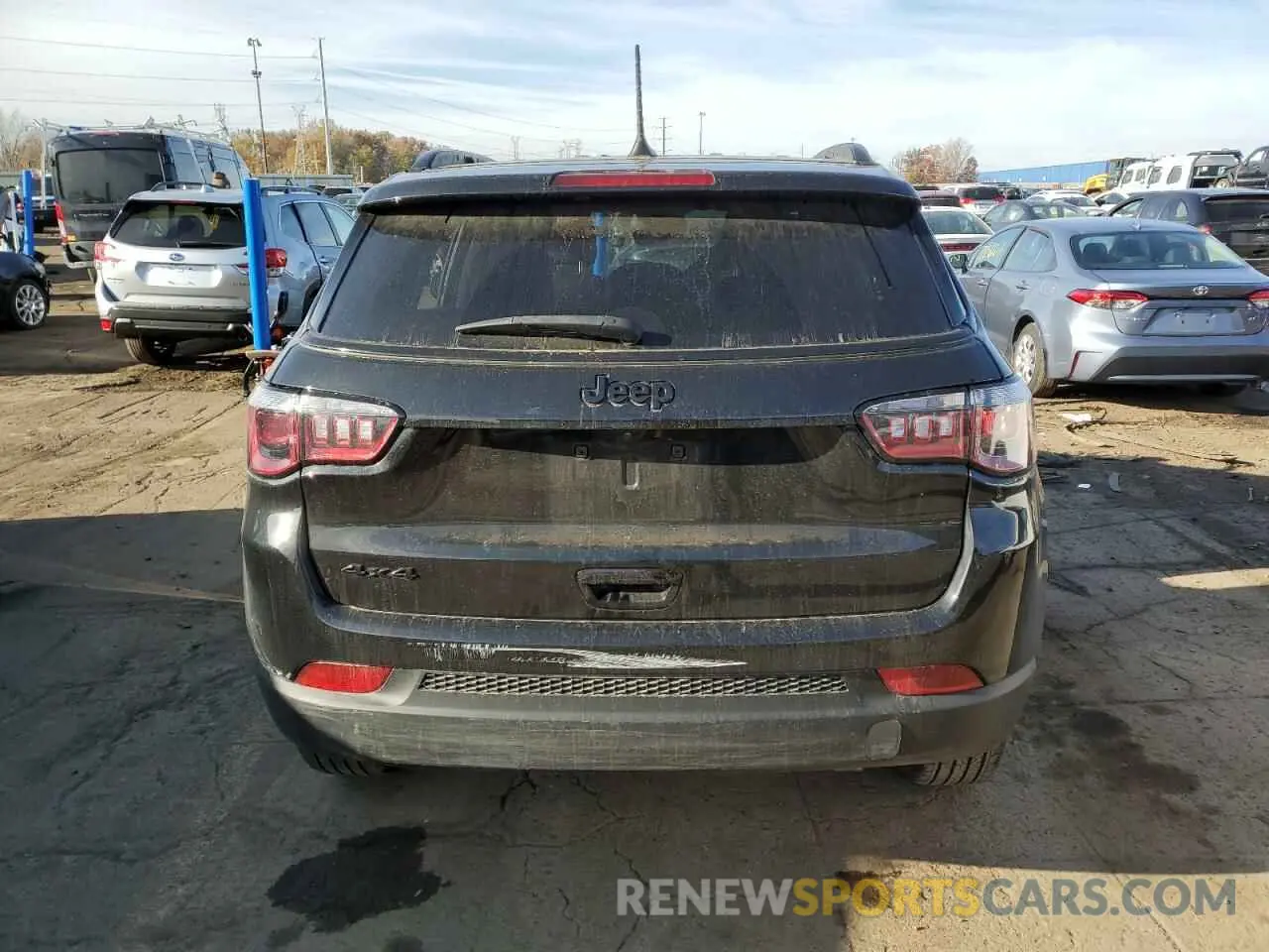 6 Photograph of a damaged car 3C4NJDBN9PT531763 JEEP COMPASS 2023
