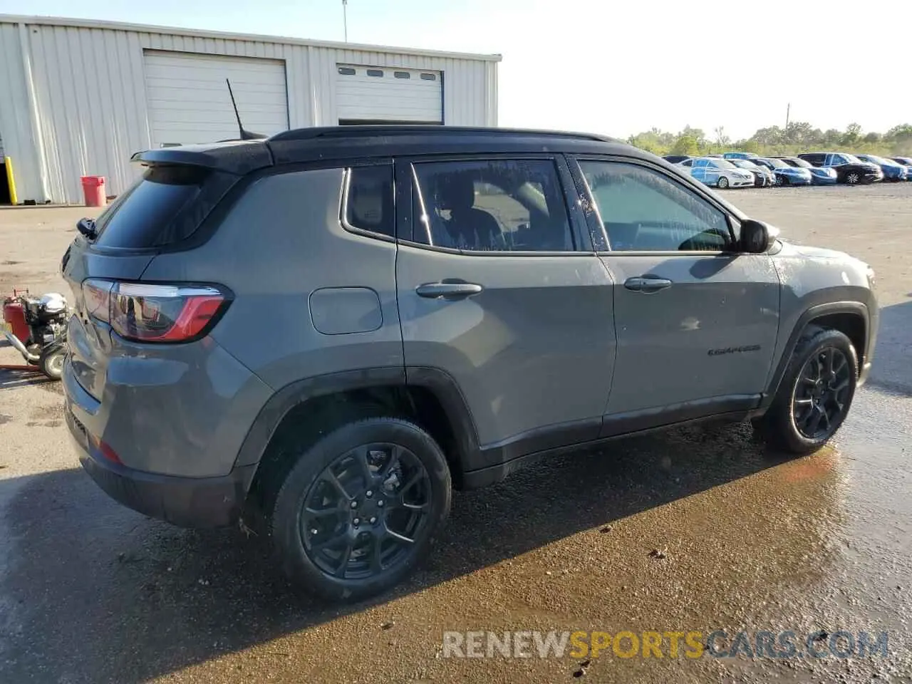3 Photograph of a damaged car 3C4NJDBN9PT532606 JEEP COMPASS 2023