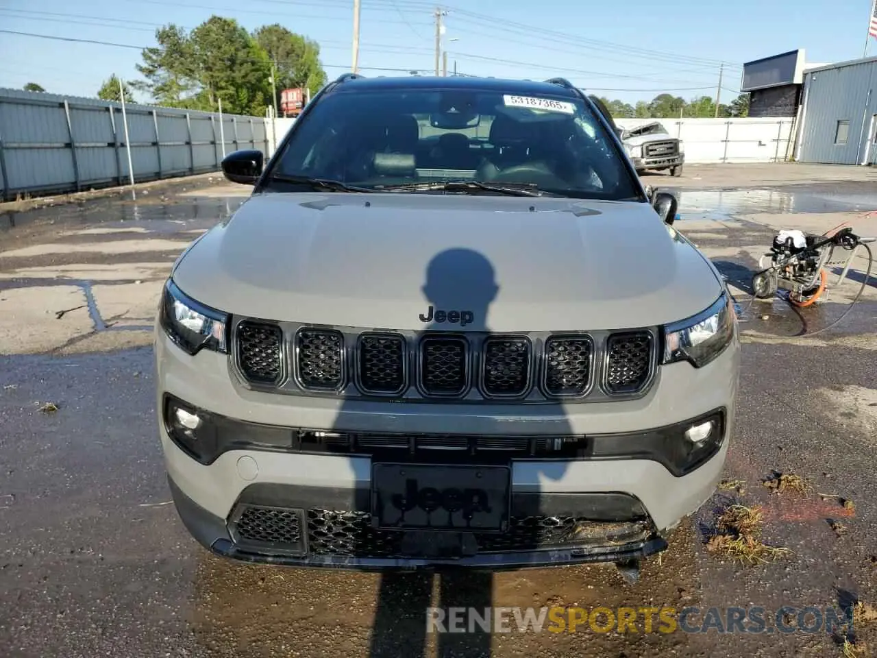 5 Photograph of a damaged car 3C4NJDBN9PT532606 JEEP COMPASS 2023
