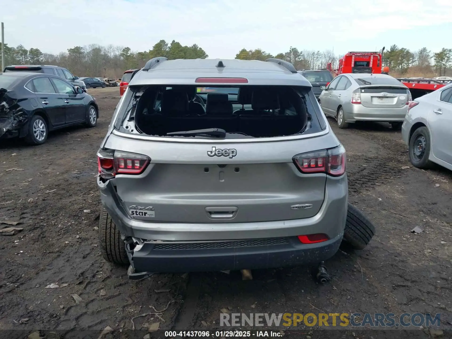 16 Photograph of a damaged car 3C4NJDBN9PT538860 JEEP COMPASS 2023