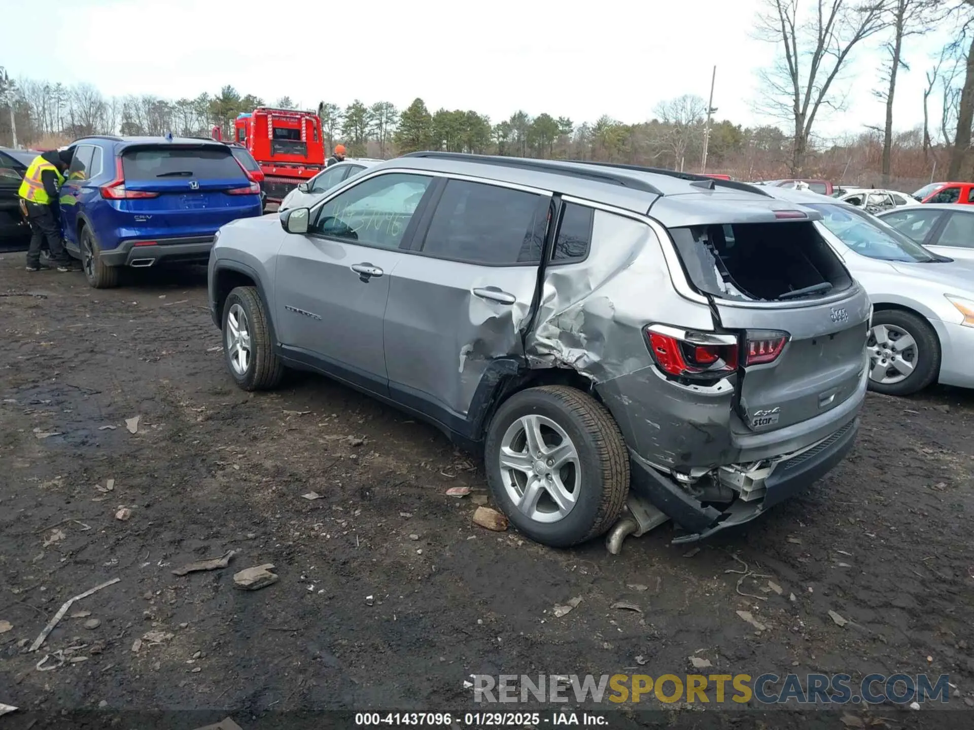 6 Photograph of a damaged car 3C4NJDBN9PT538860 JEEP COMPASS 2023