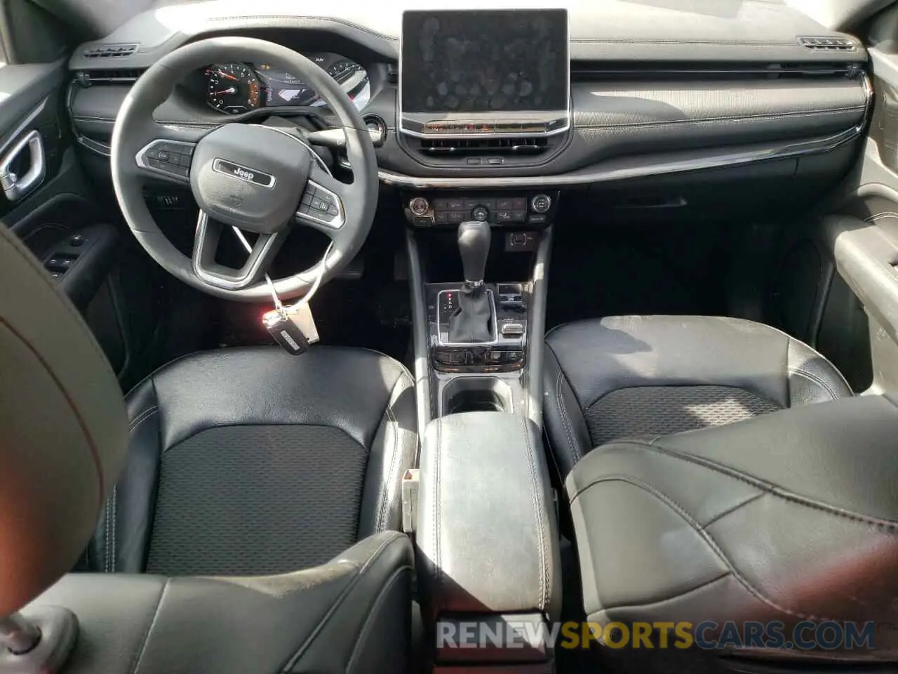 8 Photograph of a damaged car 3C4NJDBN9PT539846 JEEP COMPASS 2023