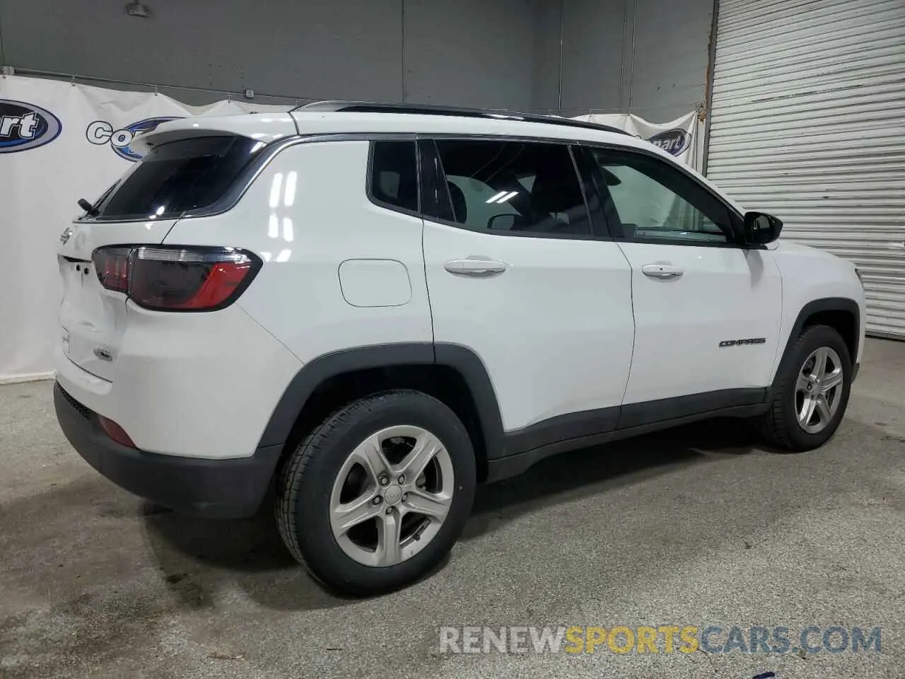 3 Photograph of a damaged car 3C4NJDBN9PT553374 JEEP COMPASS 2023