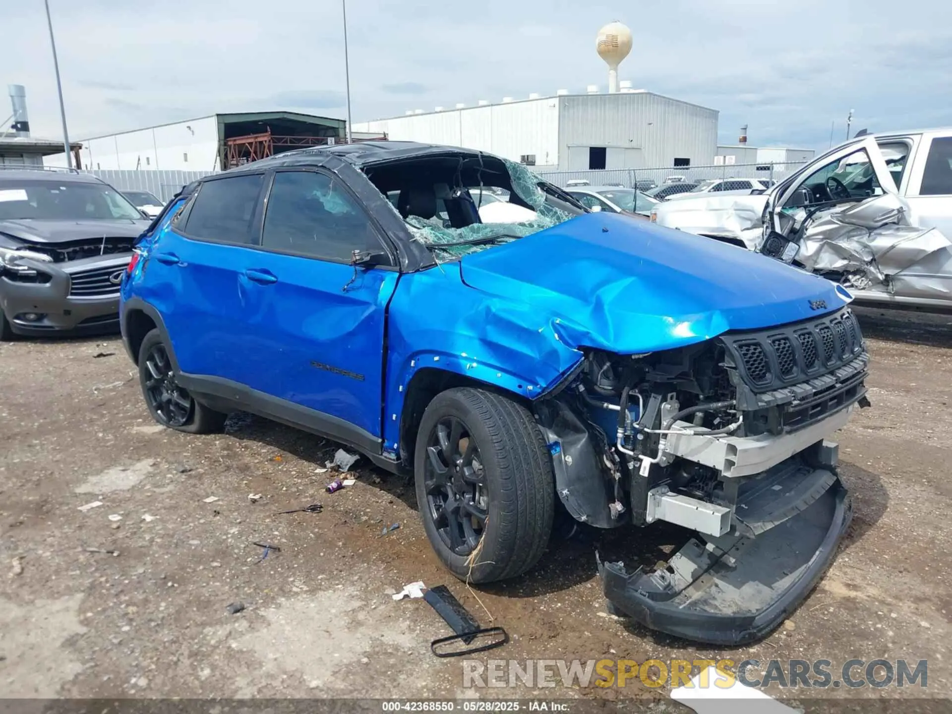 1 Photograph of a damaged car 3C4NJDBNXPT509707 JEEP COMPASS 2023