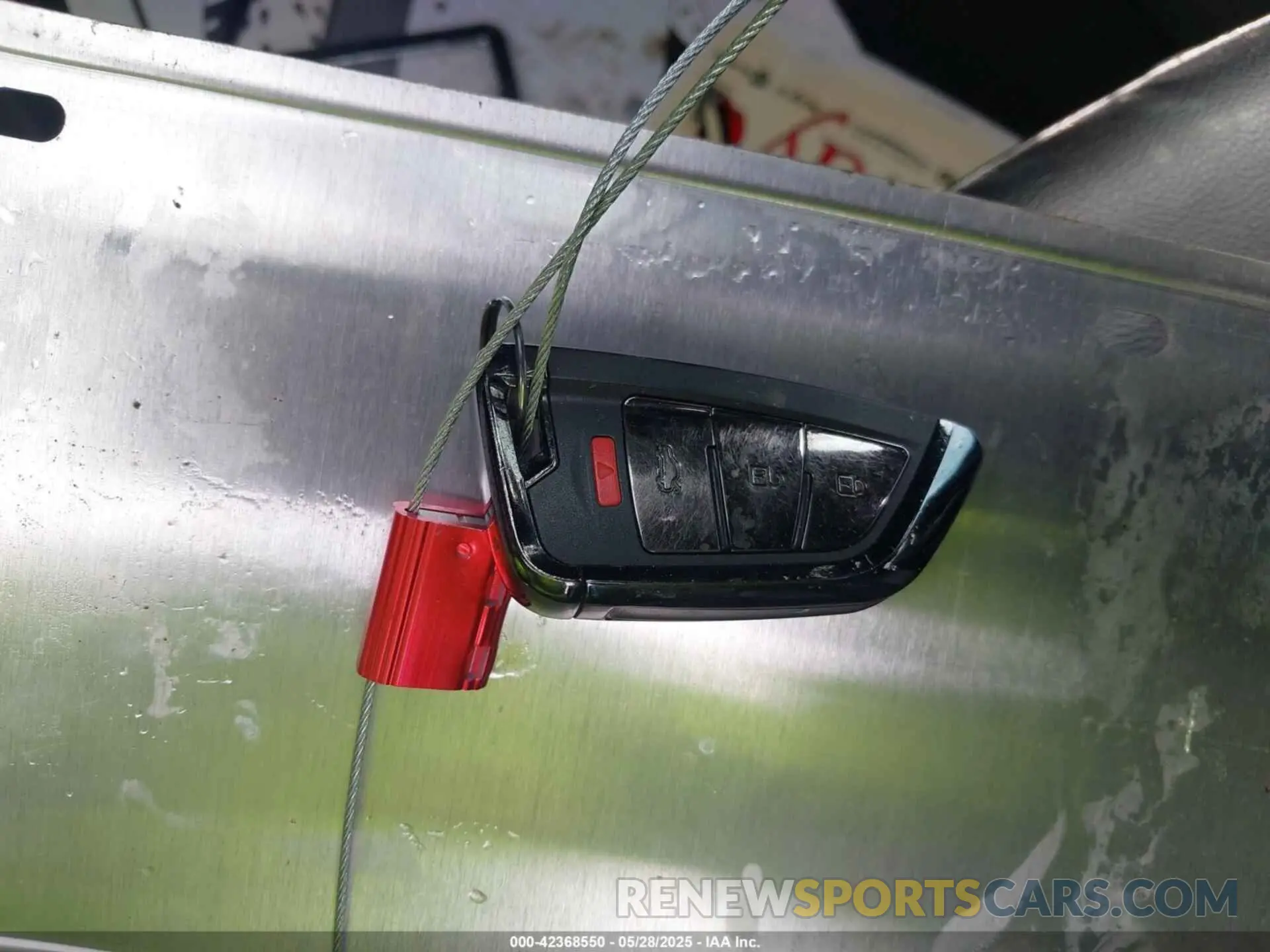 11 Photograph of a damaged car 3C4NJDBNXPT509707 JEEP COMPASS 2023