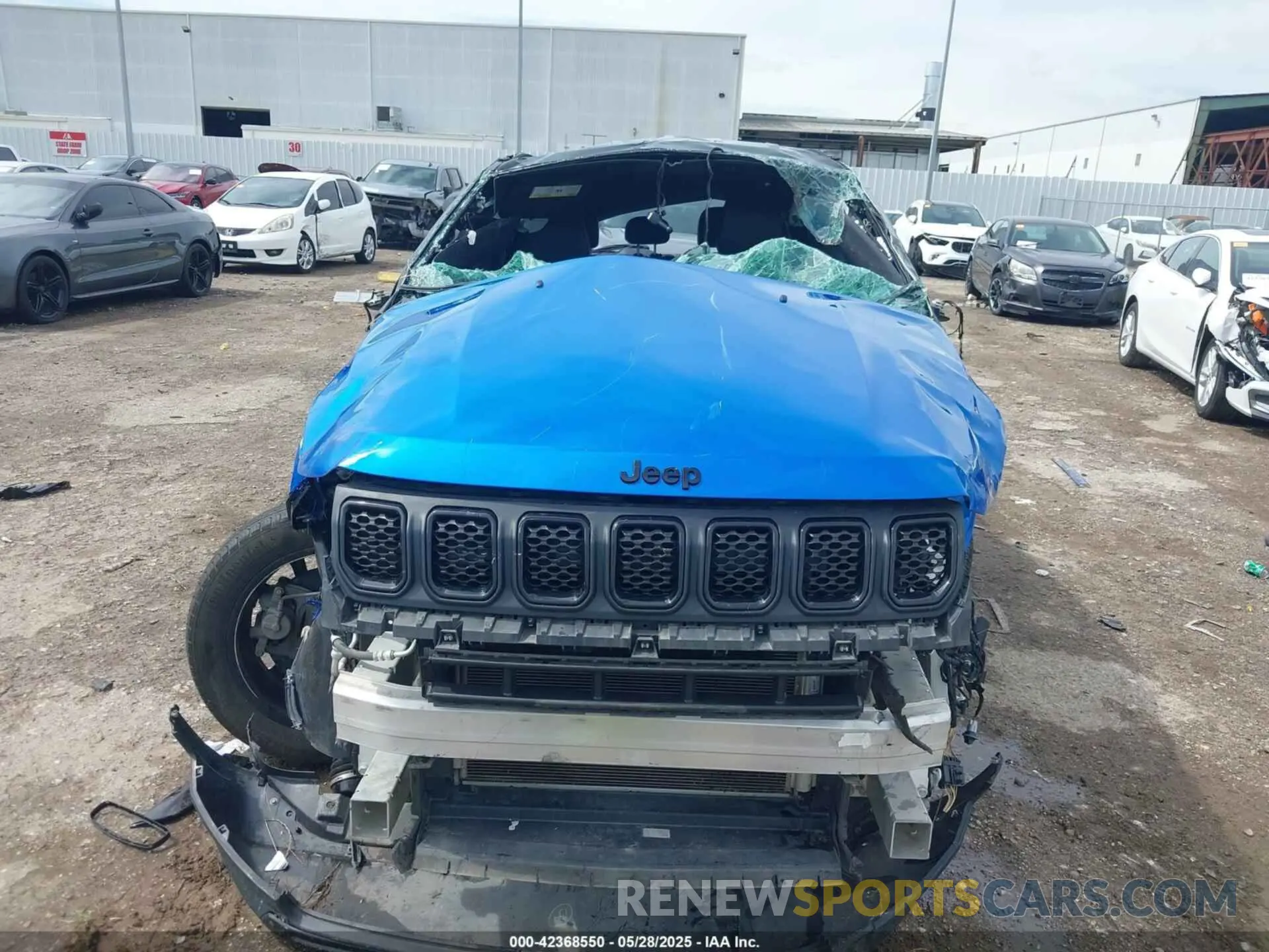 6 Photograph of a damaged car 3C4NJDBNXPT509707 JEEP COMPASS 2023