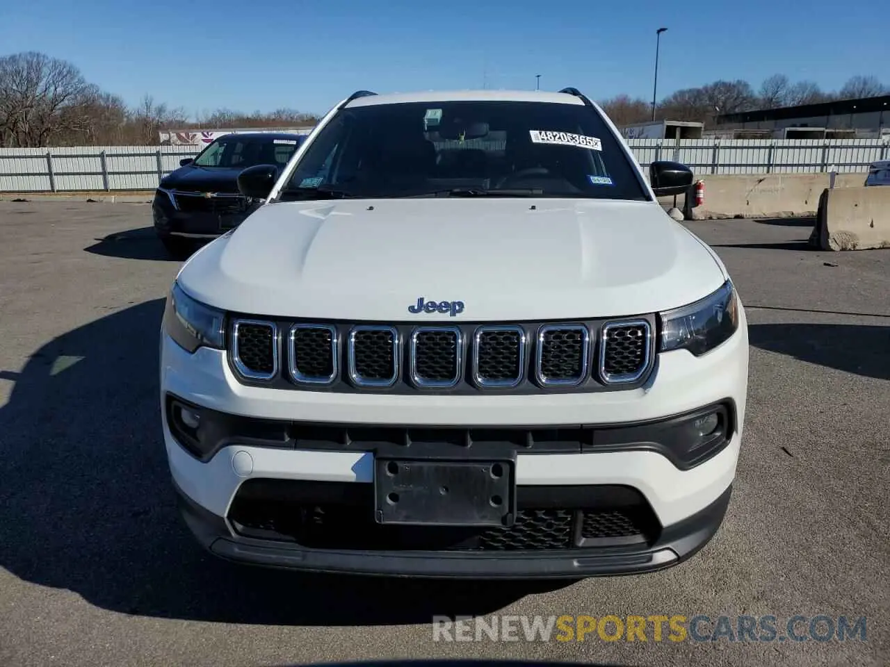 5 Photograph of a damaged car 3C4NJDBNXPT553268 JEEP COMPASS 2023