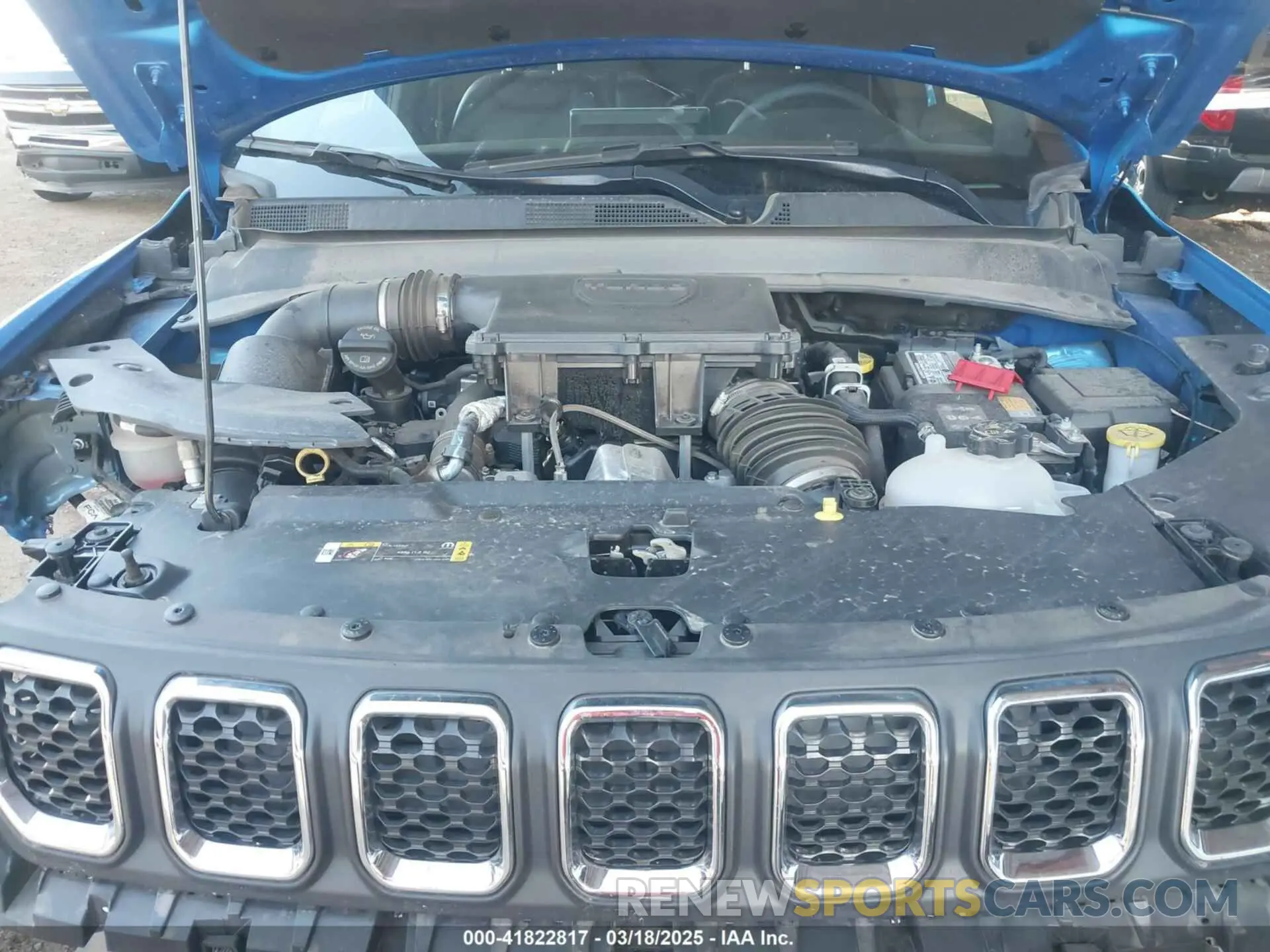 10 Photograph of a damaged car 3C4NJDBNXPT554436 JEEP COMPASS 2023