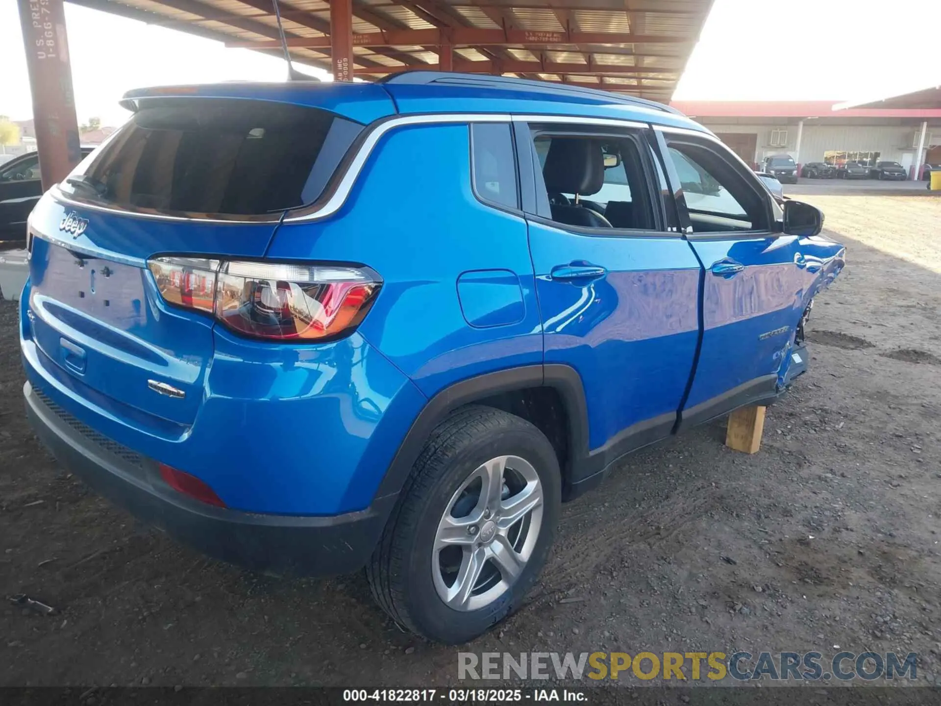 4 Photograph of a damaged car 3C4NJDBNXPT554436 JEEP COMPASS 2023