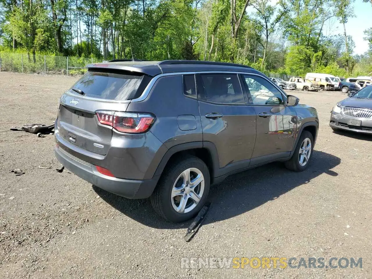 3 Photograph of a damaged car 3C4NJDBNXPT561208 JEEP COMPASS 2023