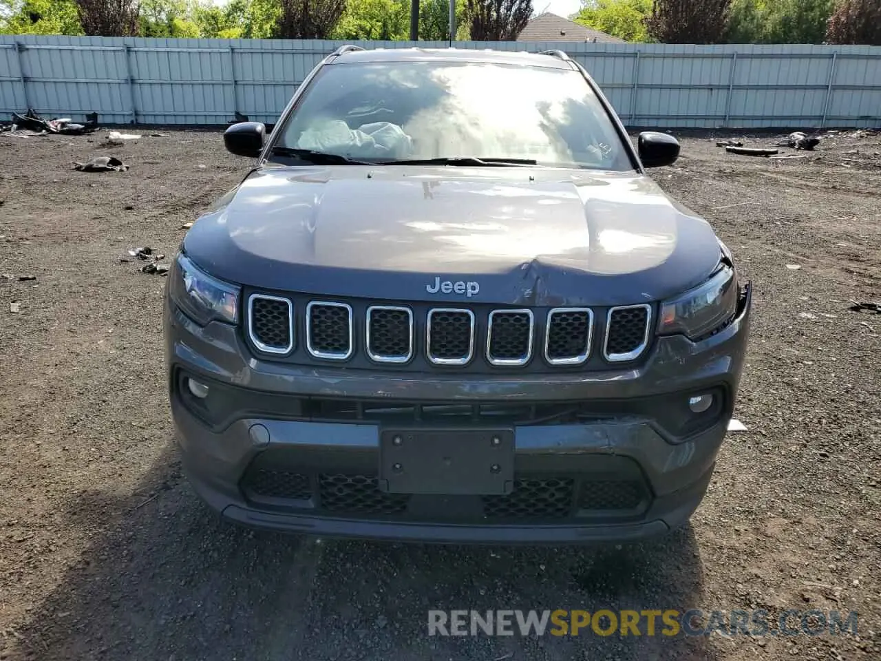5 Photograph of a damaged car 3C4NJDBNXPT561208 JEEP COMPASS 2023