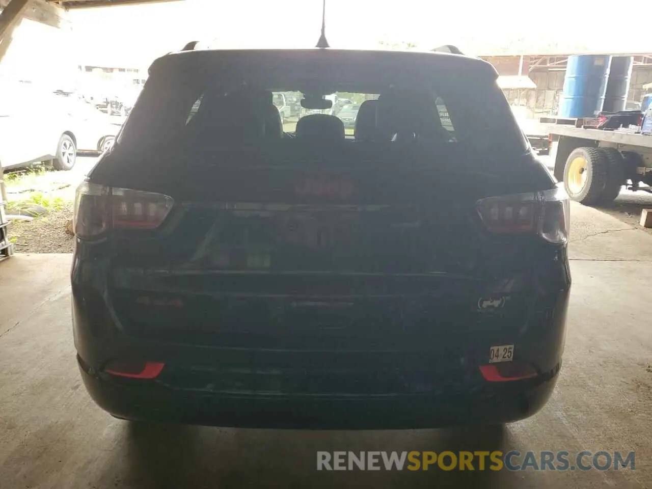 6 Photograph of a damaged car 3C4NJDCN0PT511447 JEEP COMPASS 2023