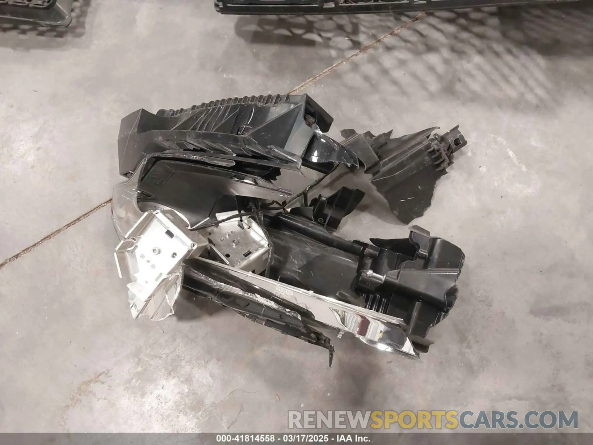13 Photograph of a damaged car 3C4NJDCN0PT532766 JEEP COMPASS 2023