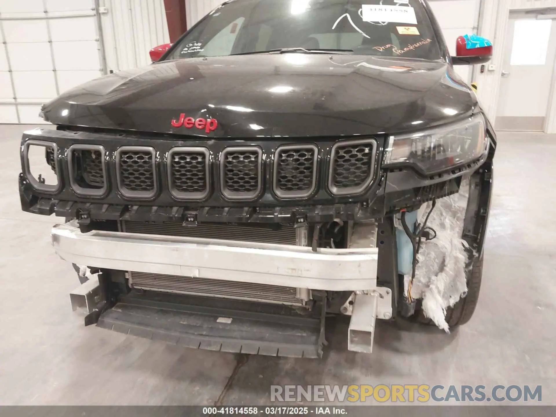 15 Photograph of a damaged car 3C4NJDCN0PT532766 JEEP COMPASS 2023