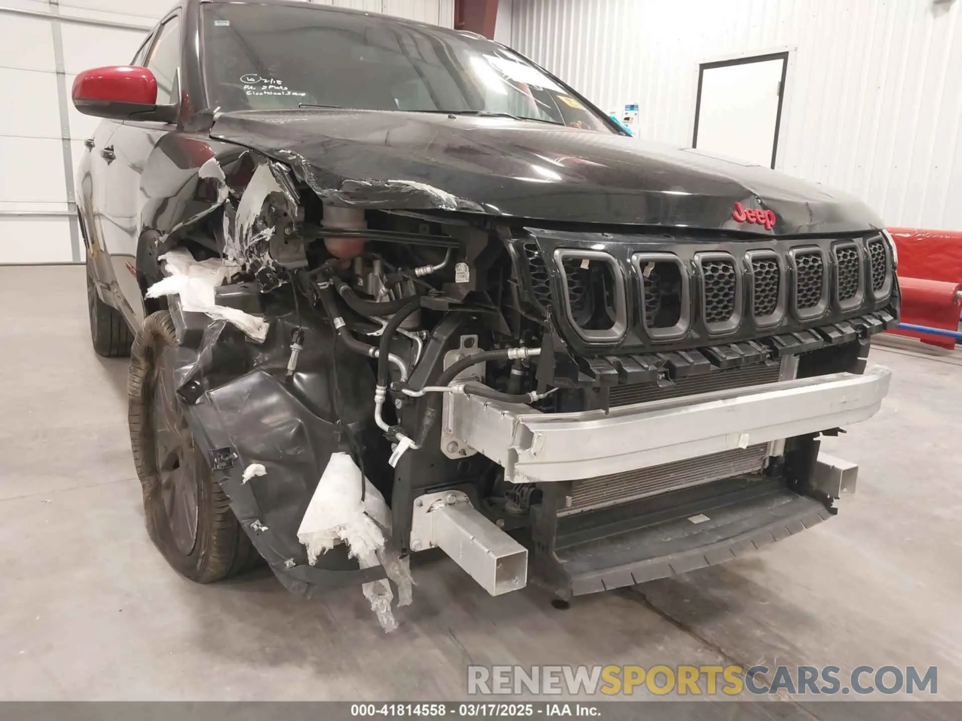 6 Photograph of a damaged car 3C4NJDCN0PT532766 JEEP COMPASS 2023