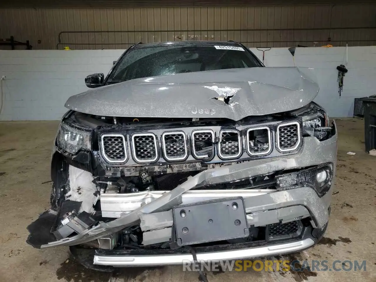5 Photograph of a damaged car 3C4NJDCN0PT537837 JEEP COMPASS 2023