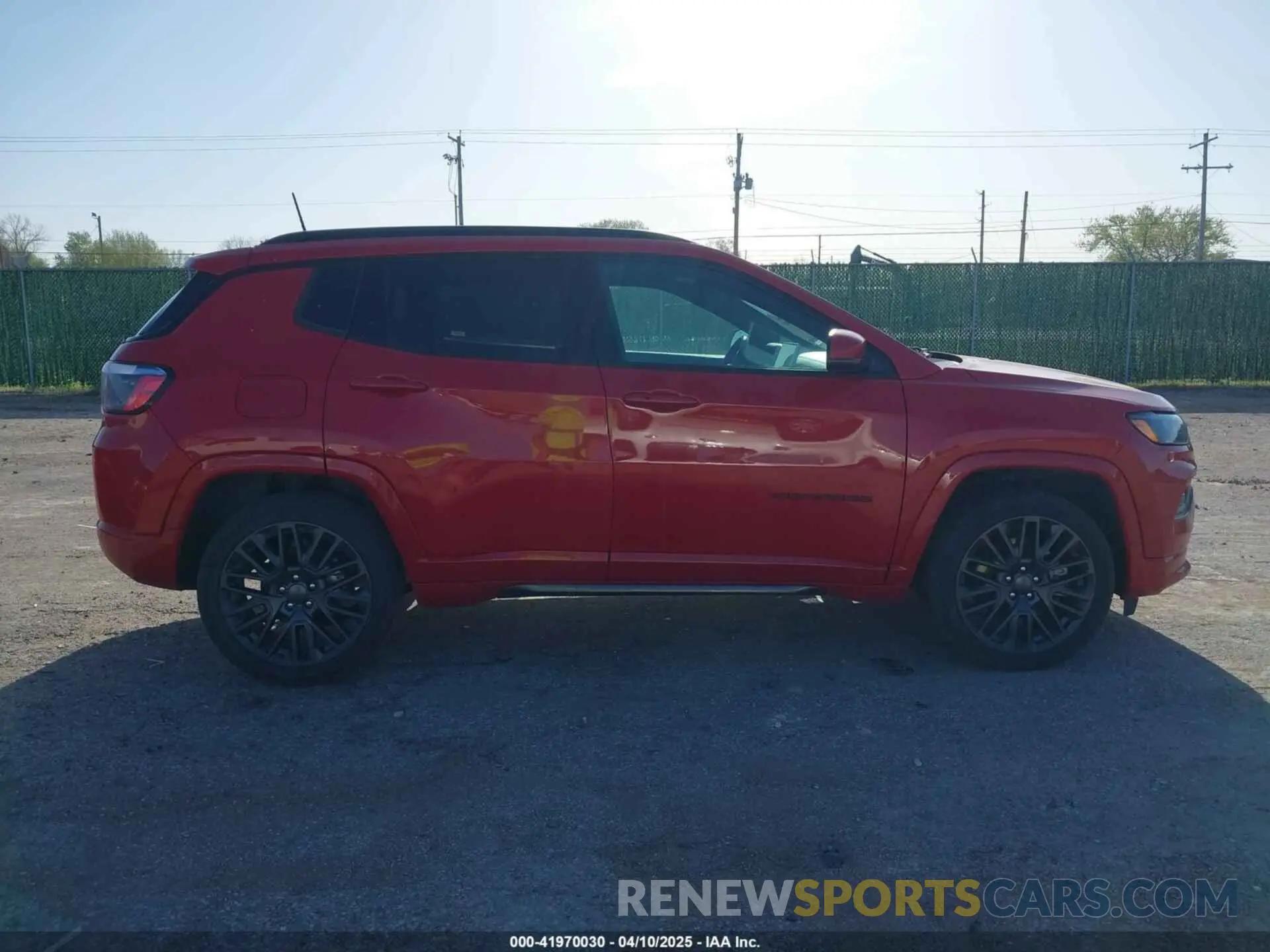 13 Photograph of a damaged car 3C4NJDCN1PT543677 JEEP COMPASS 2023