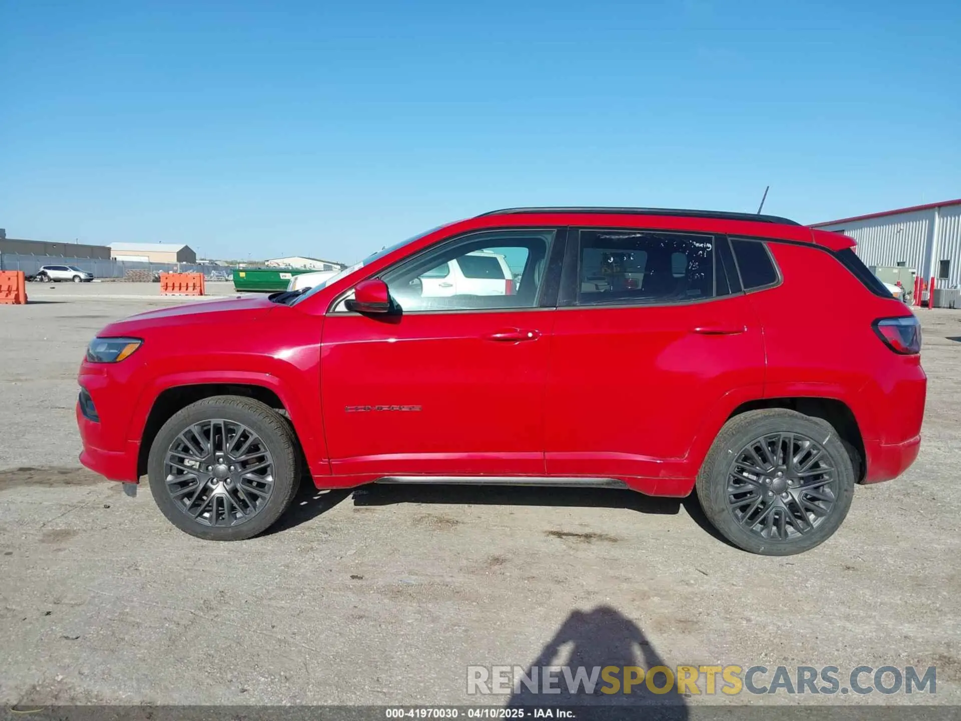 14 Photograph of a damaged car 3C4NJDCN1PT543677 JEEP COMPASS 2023