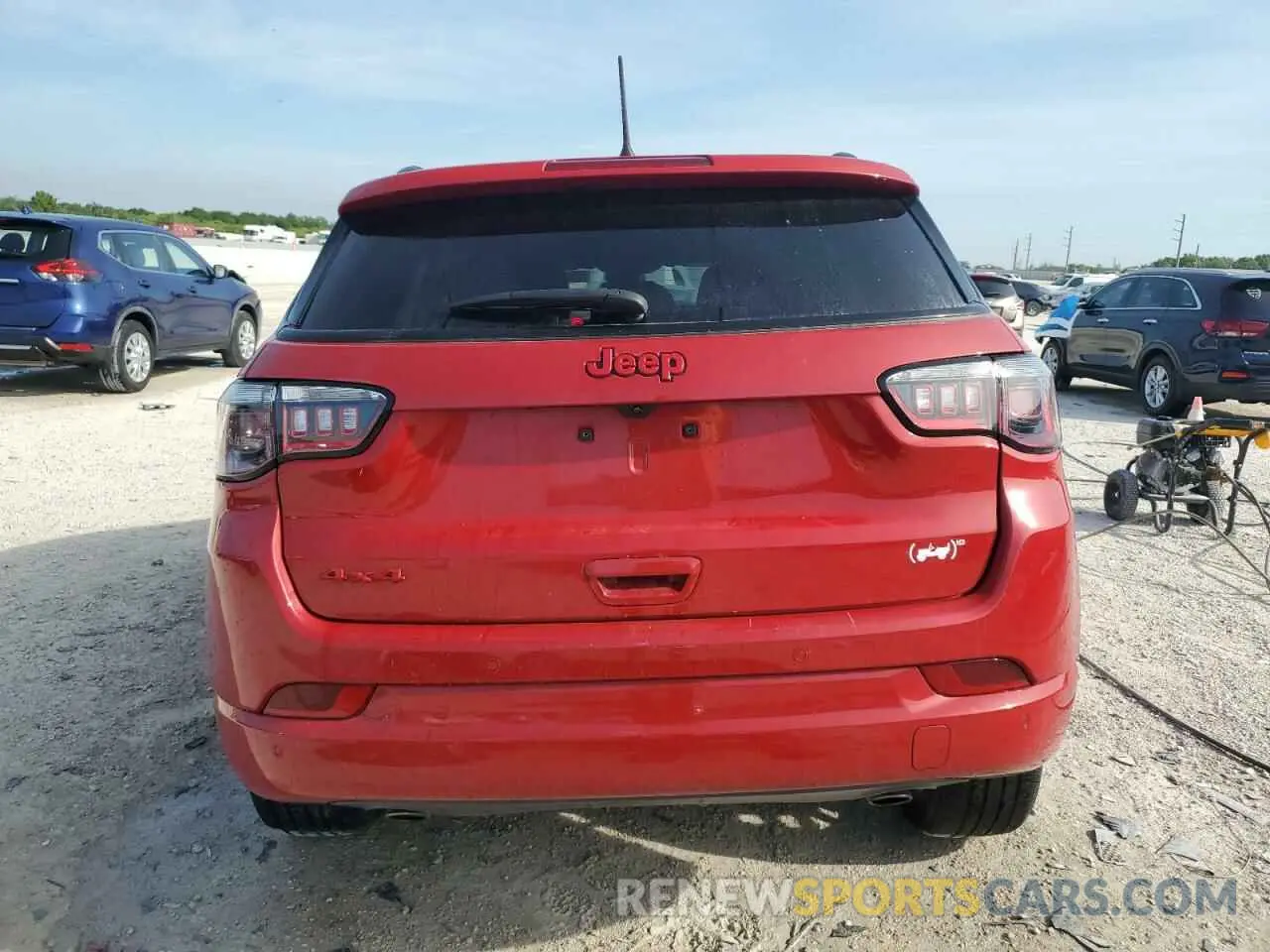6 Photograph of a damaged car 3C4NJDCN1PT543923 JEEP COMPASS 2023