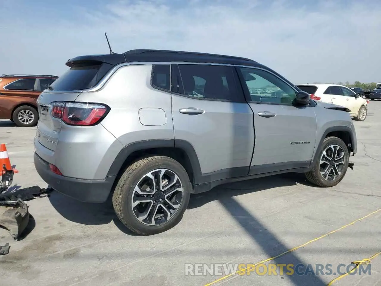 3 Photograph of a damaged car 3C4NJDCN1PT567106 JEEP COMPASS 2023