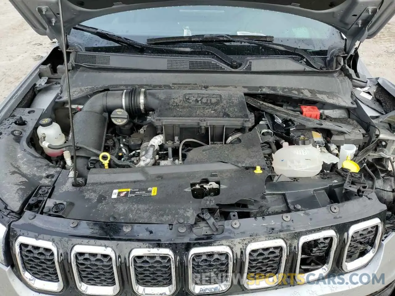 13 Photograph of a damaged car 3C4NJDCN3PT508543 JEEP COMPASS 2023