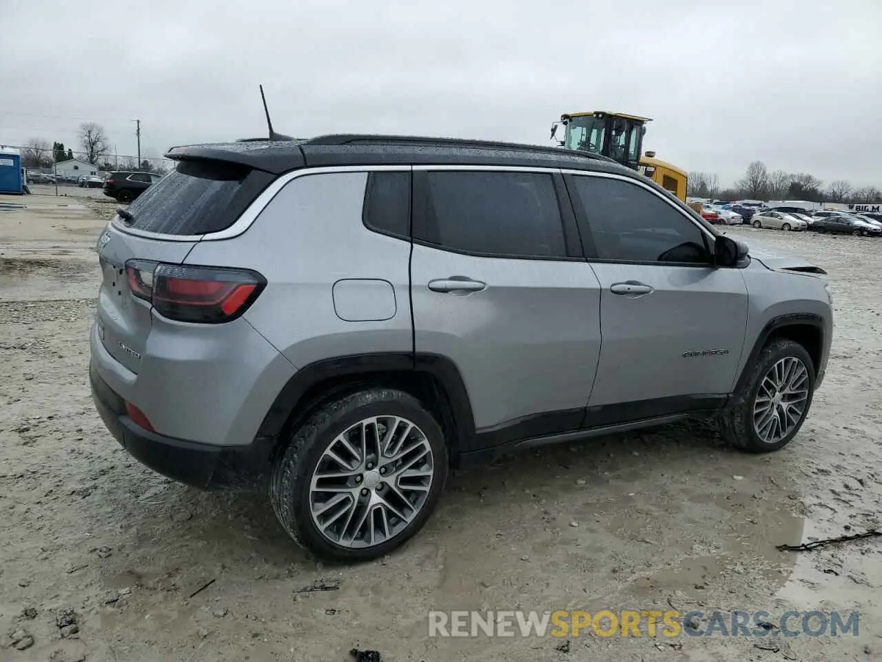 3 Photograph of a damaged car 3C4NJDCN3PT508543 JEEP COMPASS 2023