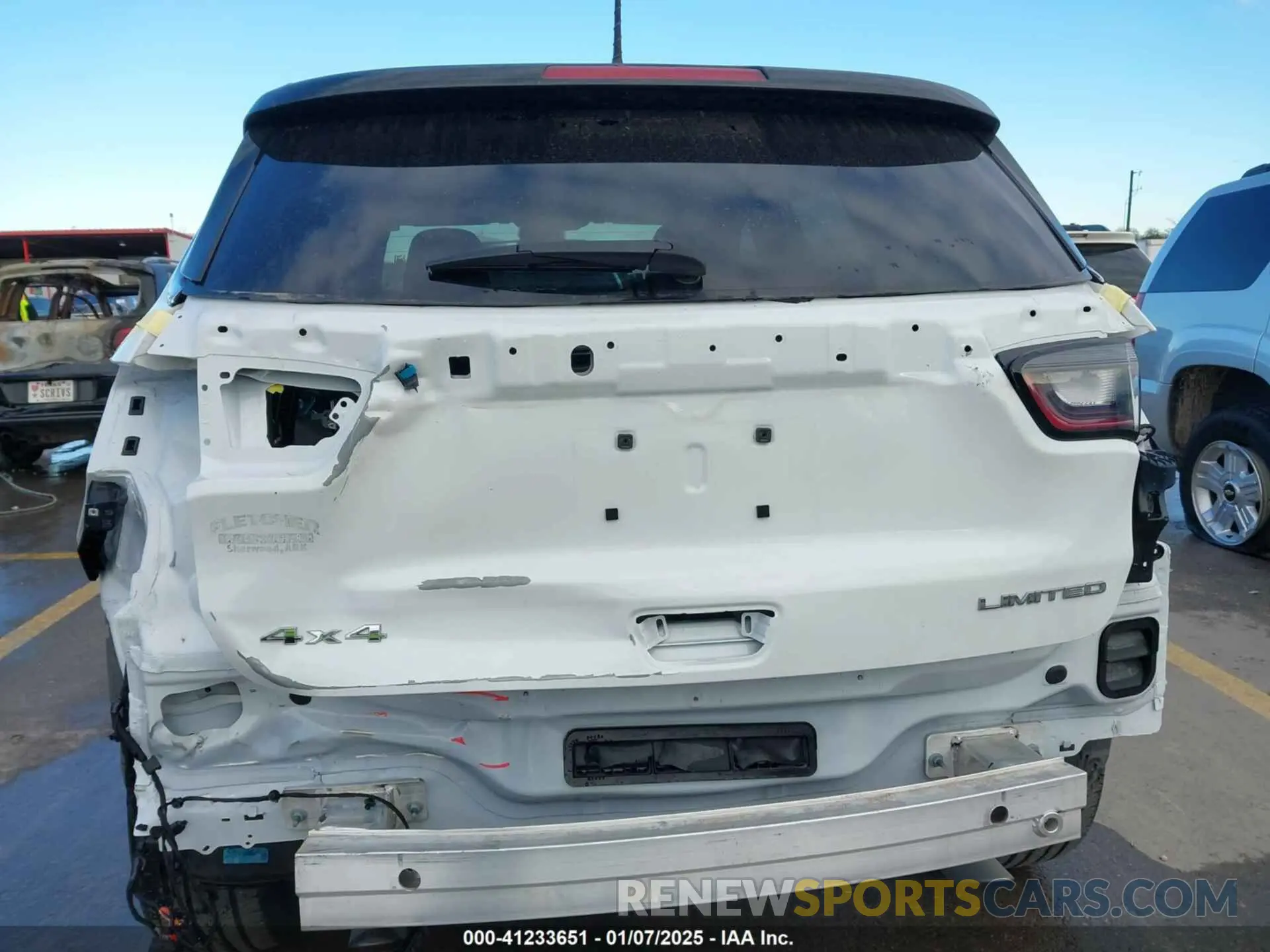 6 Photograph of a damaged car 3C4NJDCN3PT541204 JEEP COMPASS 2023