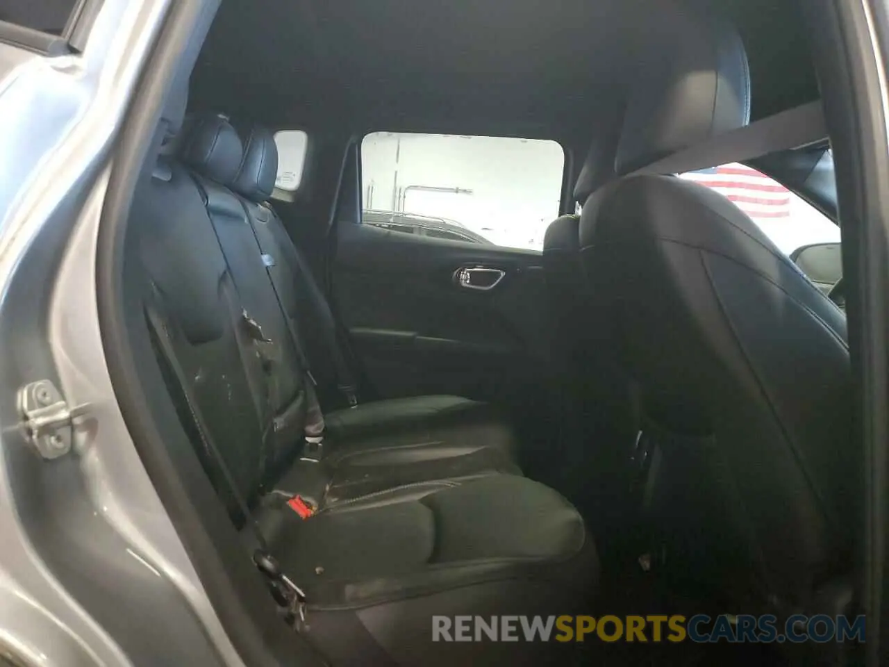 11 Photograph of a damaged car 3C4NJDCN3PT551442 JEEP COMPASS 2023