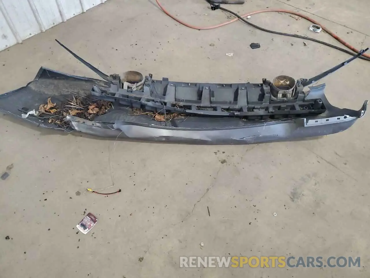 13 Photograph of a damaged car 3C4NJDCN3PT551442 JEEP COMPASS 2023